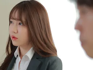 Mấy em người yêu điệu đà dễ thương thường thích được bắn lên mặt lắm