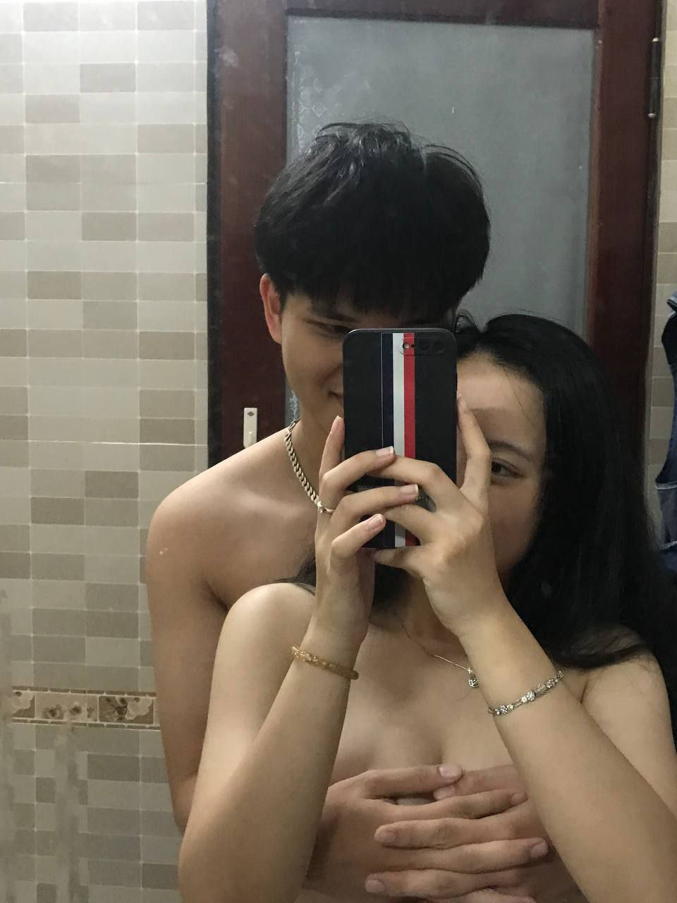 Người vợ ngon con trai không biết hưởng thì để bố xxx …đến mang thai